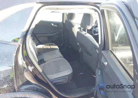 2021 Ford Escape Se z USA, uszkodzony, nr VIN 1FMCU0G67MUB03258